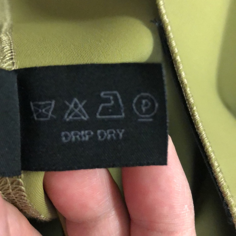 Women’s green Prada skirt - Picture 5 of 5
